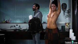 Busty luctus sapor fere per perv lendlord commutationem a libero locus