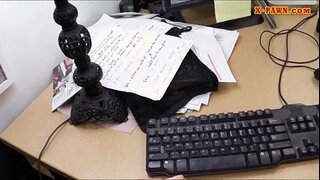 ̹�구들과 함께 뜨거운 비즈니스 여자를 위해 그녀의 돈을 가