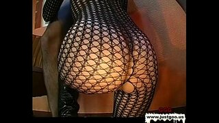 Немец шлюшка - Пожалуйста, - ассэ вылэ йылпумъяса кысӥе