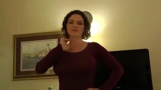 סקסית החורגת