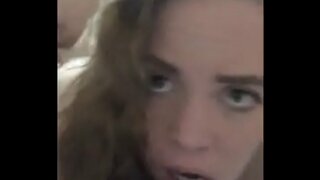 Slutwife deepthroats sy maka amin&#039;ny lava-pitombenana creampie alohan&#039;ny farting izany raha cumming